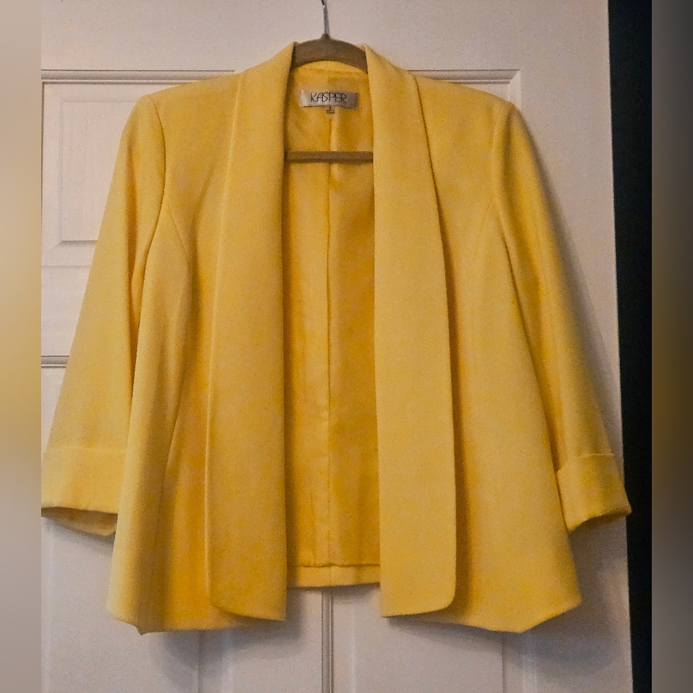SOLD - Brand New Never Worn Kasper Blazer Sz 8